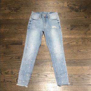 MI RISE SKINNY WITH PEARL EMBELLISHMENT